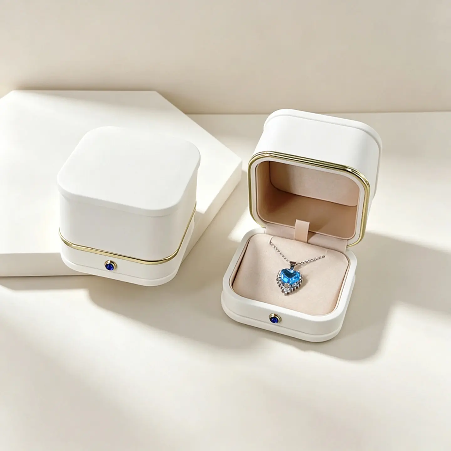 未标题-8 Rounded‑corner Jewelry Box With Gold Trim & Gem‑inlaid Button,Luxury Flip‑open Gift Box for Ring & Necklace - Image 1